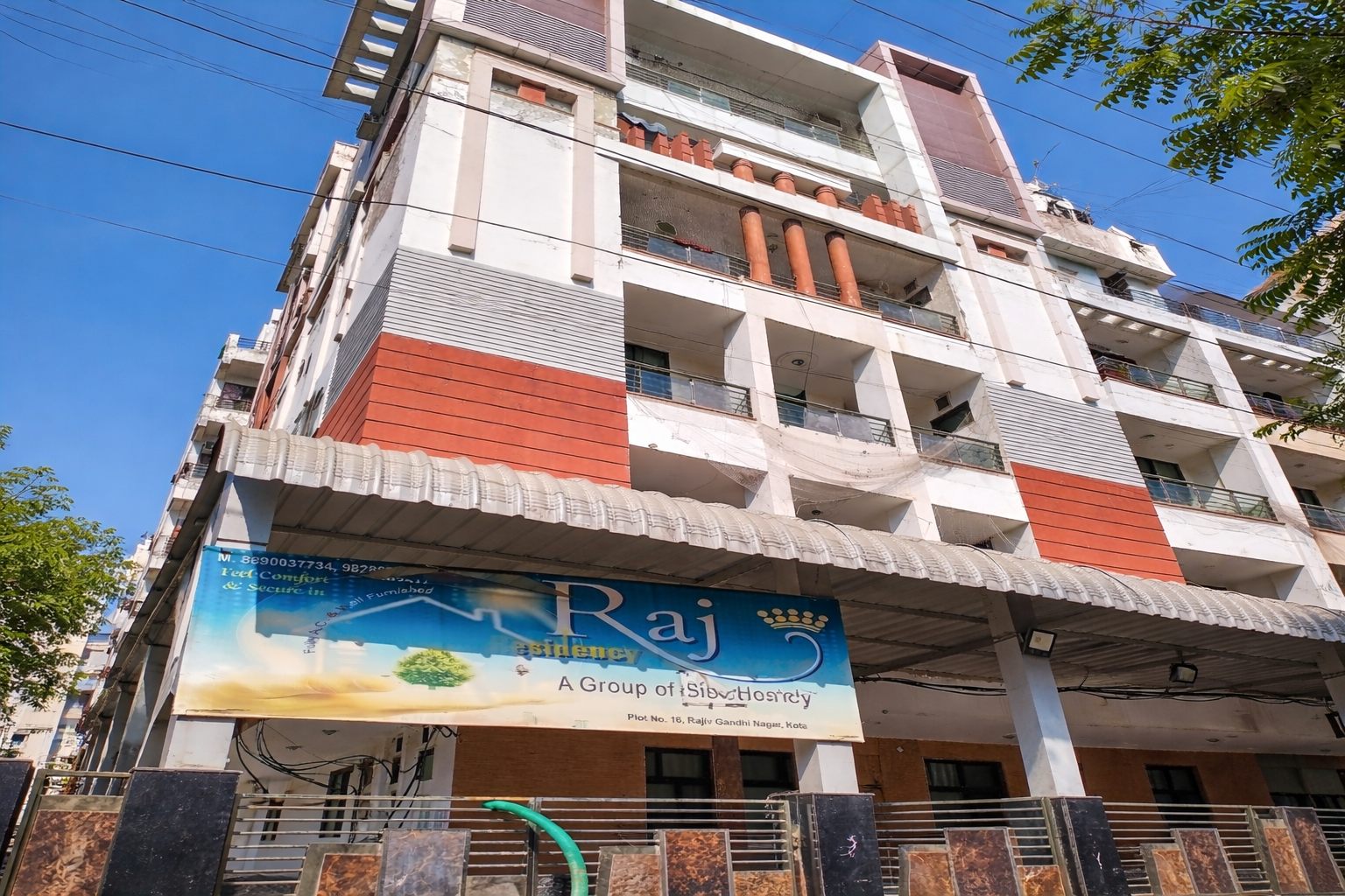 Raj Residency – Boys Hostel Near Allen Samyak and Allen Sangyan